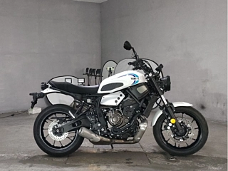 Yamaha XSR700 2022
