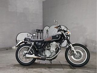 Yamaha SR400-1 2011
