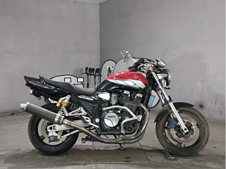 Yamaha XJR1300 2004
