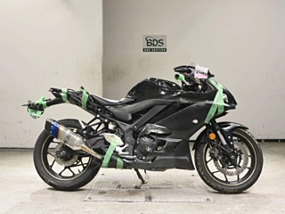 Yamaha YZF-R3 2021
