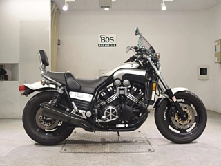 Yamaha V-MAX 1998