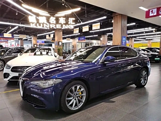 Заказать ALFAROMEO GIULIA