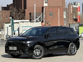 Заказать LEAPMOTOR C10