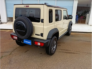 Заказать SUZUKI JIMNY NOMADE
