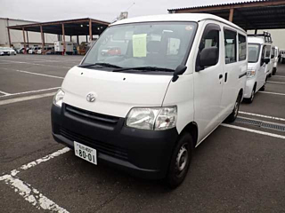 TOYOTA LITE ACE VAN