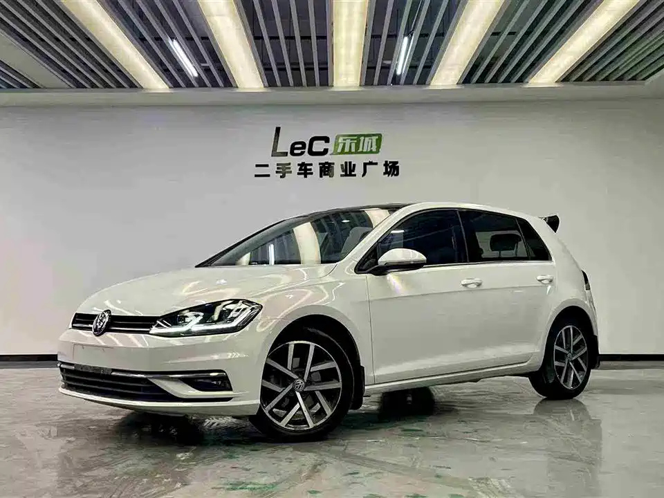 VOLKSWAGEN GOLF 2018