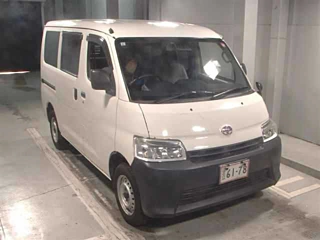 TOYOTA TOWN ACE VAN