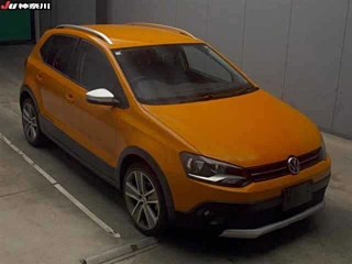 VOLKSWAGEN CROSS POLO