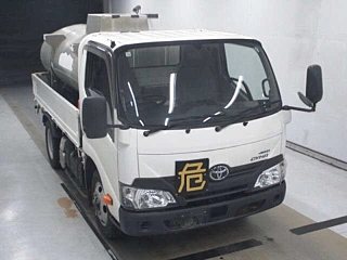 TOYOTA DYNA
