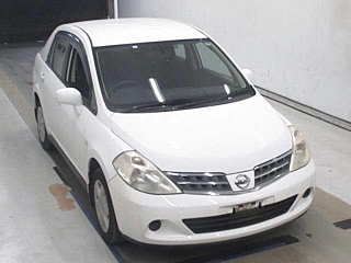NISSAN TIIDA LATIO