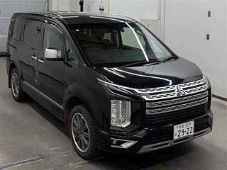 MITSUBISHI DELICA D5