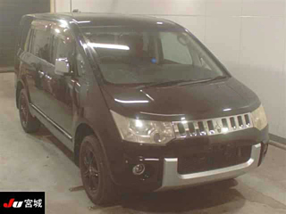 MITSUBISHI DELICA D5