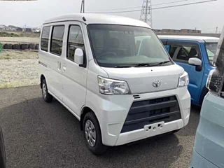 TOYOTA PIXIS VAN