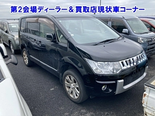 MITSUBISHI DELICA D5