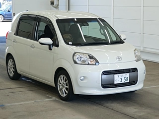 TOYOTA PORTE