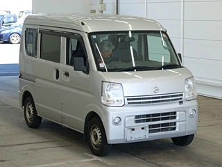 NISSAN CLIPPER VAN