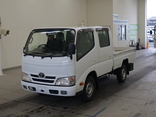 TOYOTA DYNA