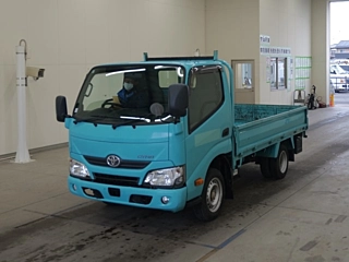 TOYOTA DYNA
