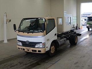 TOYOTA DYNA
