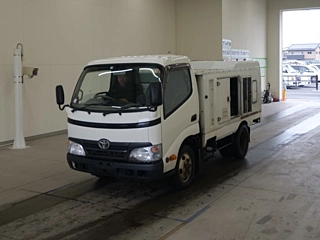 TOYOTA DYNA