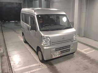 NISSAN CLIPPER VAN