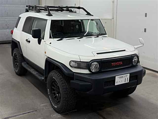 TOYOTA FJ CRUISER