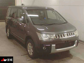 MITSUBISHI DELICA D5