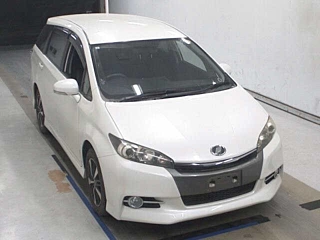 TOYOTA WISH