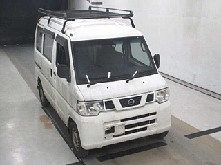 NISSAN CLIPPER VAN