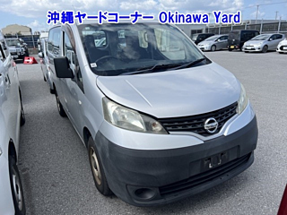 NISSAN NV200
