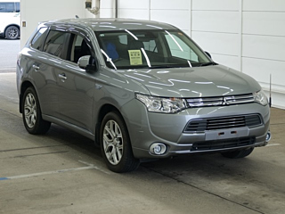 MITSUBISHI OUTLANDER PHEV
