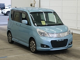 MITSUBISHI DELICA D2