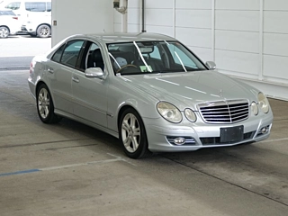 MERCEDES BENZ E CLASS