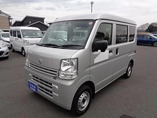 NISSAN CLIPPER VAN