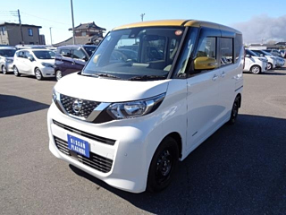 NISSAN ROOX