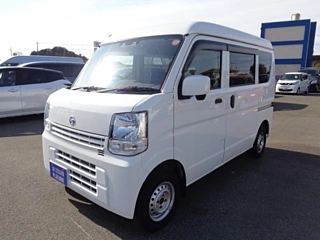 NISSAN CLIPPER VAN