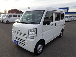 NISSAN CLIPPER VAN