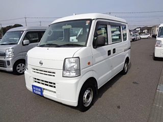 NISSAN CLIPPER VAN