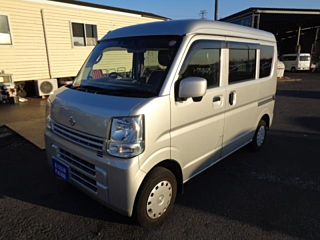 NISSAN CLIPPER VAN