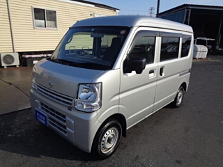 NISSAN CLIPPER VAN