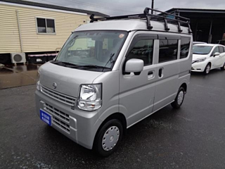 NISSAN CLIPPER VAN