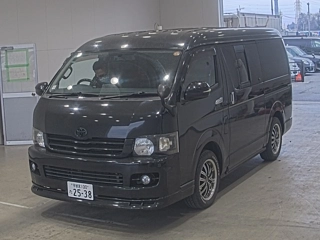 TOYOTA HIACE VAN