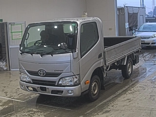 TOYOTA DYNA