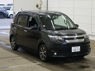 TOYOTA SPADE