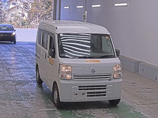NISSAN CLIPPER VAN