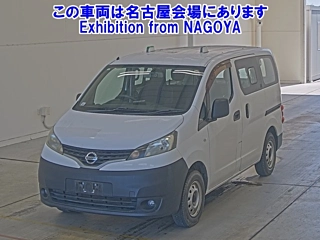 NISSAN NV200