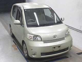 TOYOTA PORTE