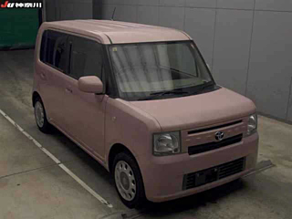 TOYOTA PIXIS SPACE