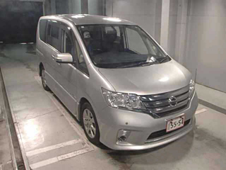 NISSAN SERENA