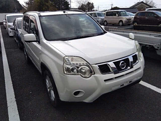 NISSAN X TRAIL